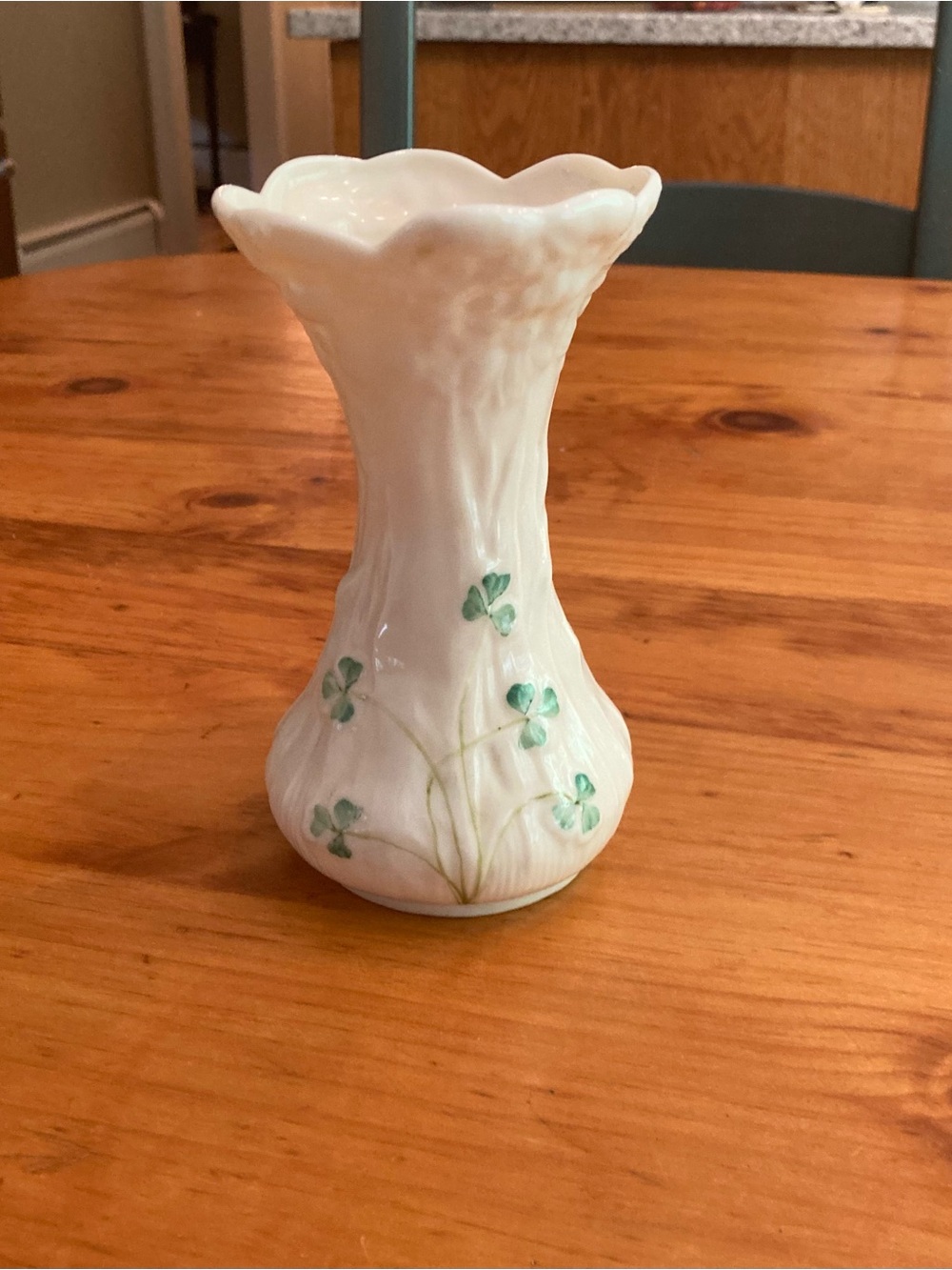 Belleek White Porcelain Vases with Green Clover Motif - Picture 3 of 5